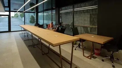 میز کار اشتراکی- ساعتی